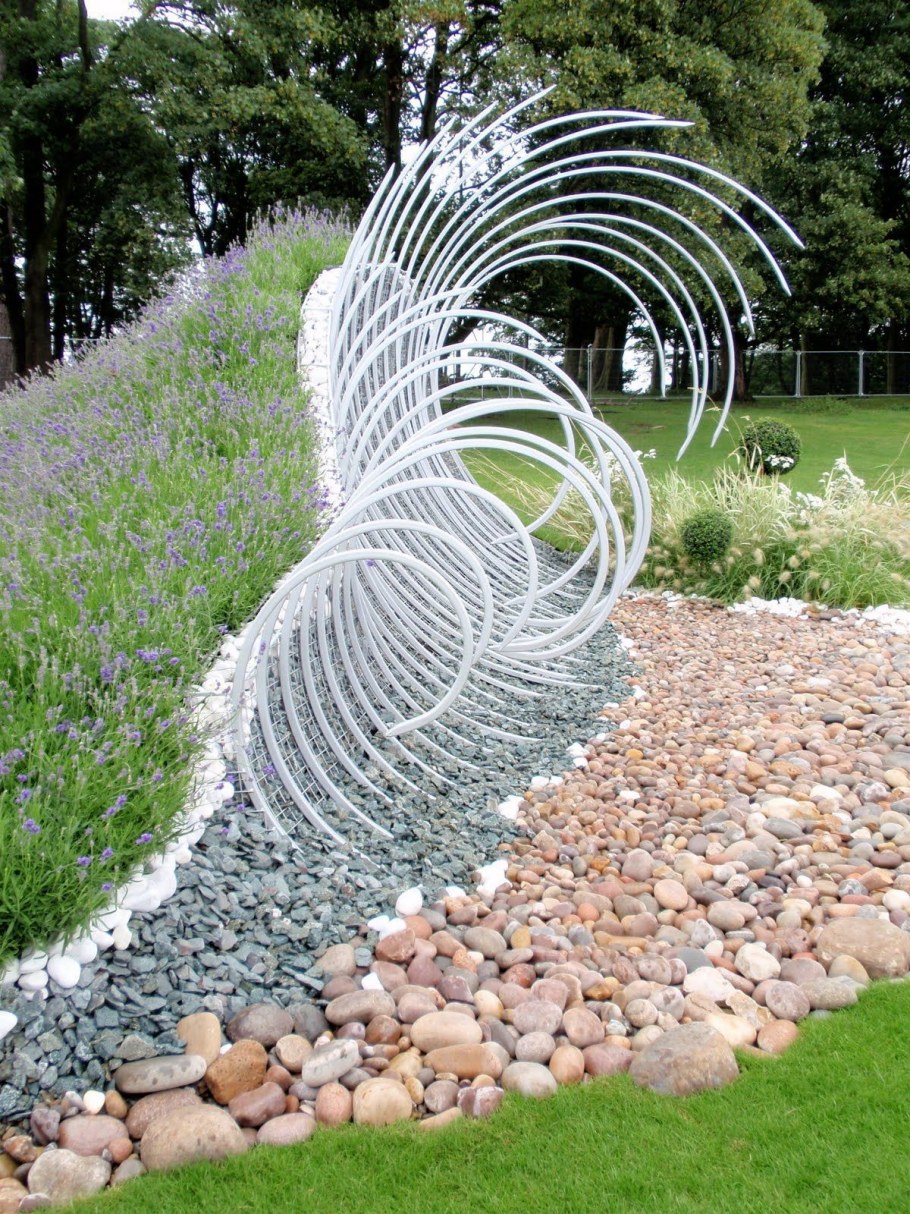 Садовые инсталляции