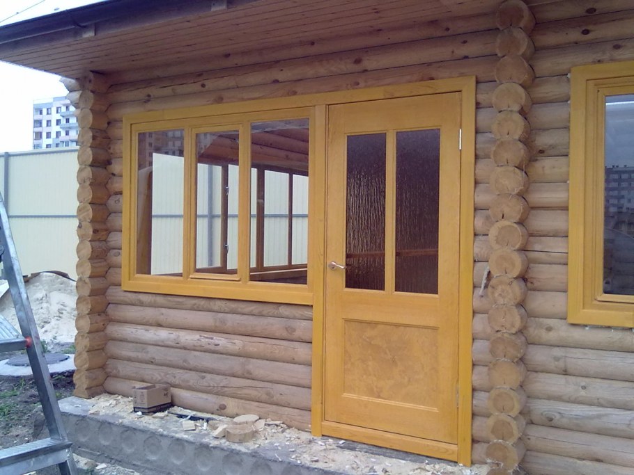 Остекление террасы загородного дома