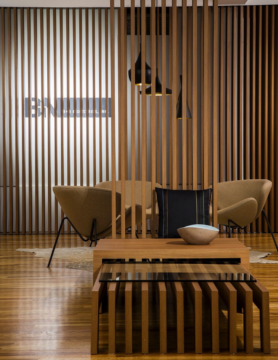 Декор из деревянных реек