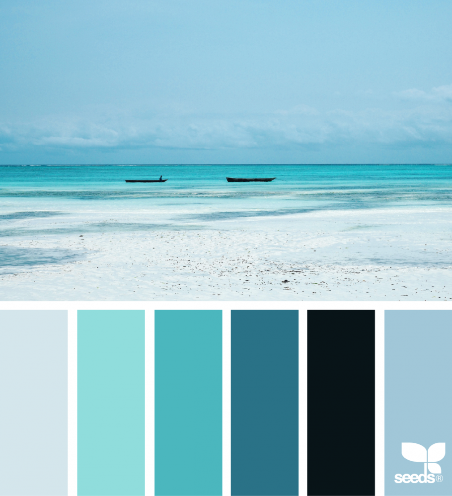 Бирюза и дерево в интерьере