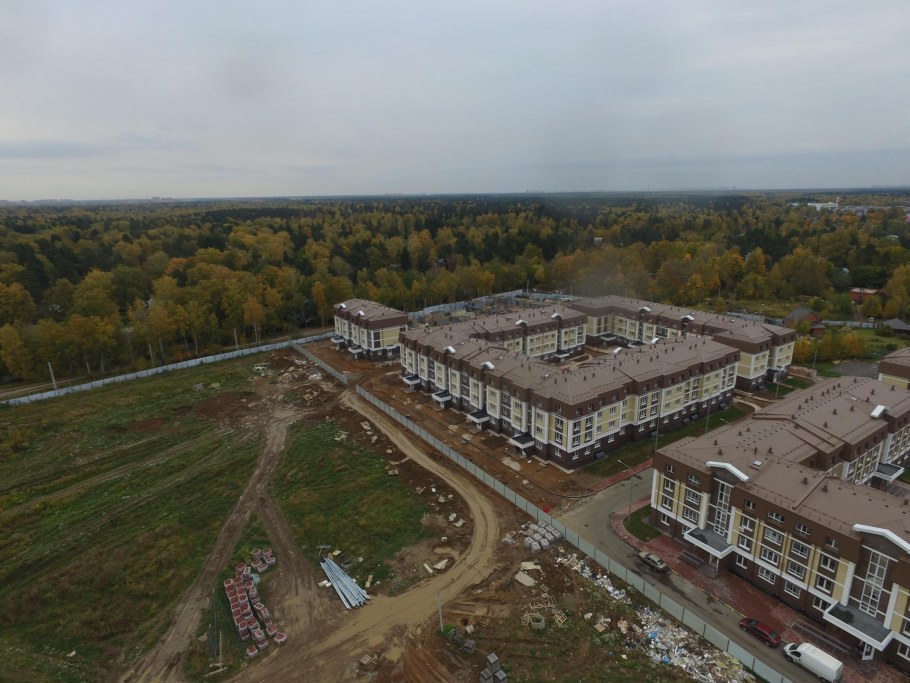 Ход строительства театральный парк Королев