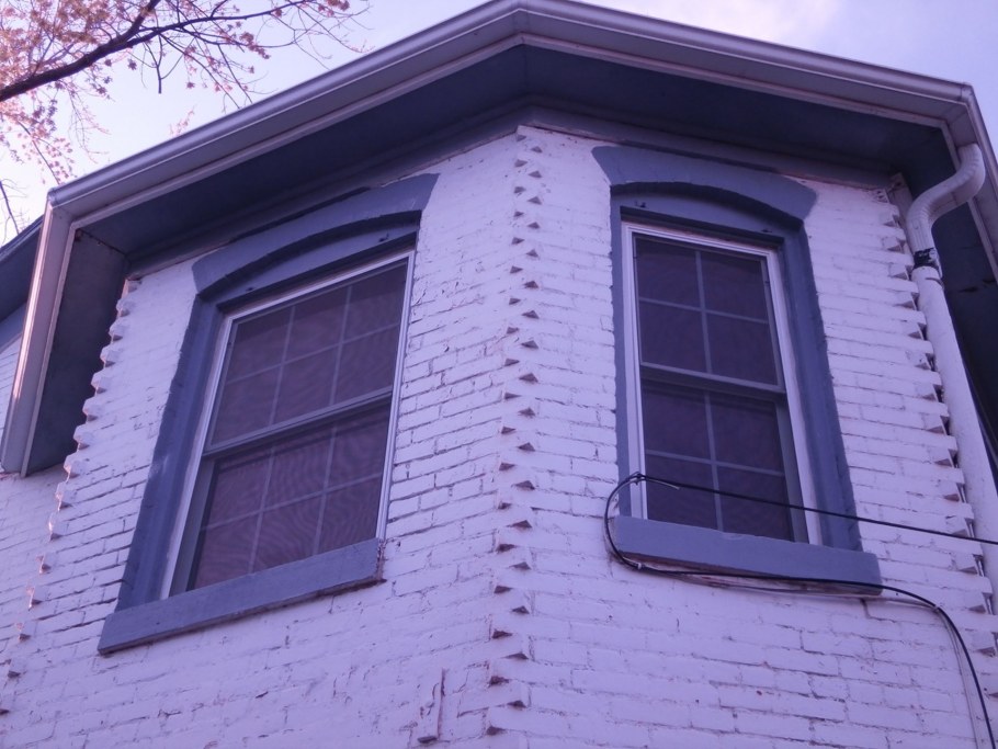 Фиолетовая внешняя отделка