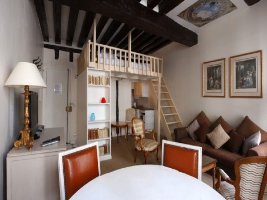 Комната в коммуналке интерьер