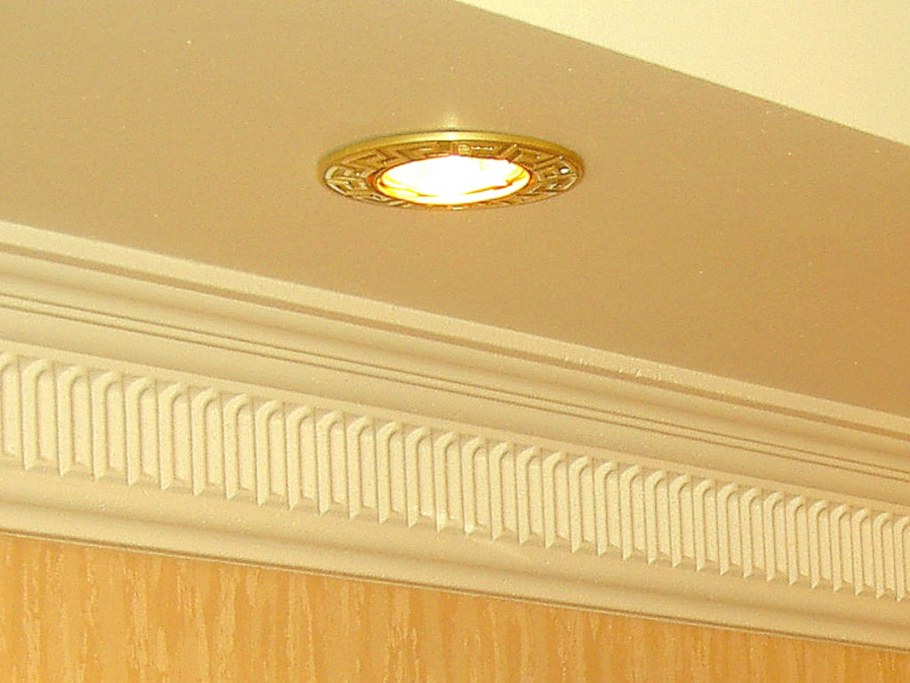 ПЛИНТЕКС плинтус потолочный, пенополистирол e 30/30 30x30мм (2м)