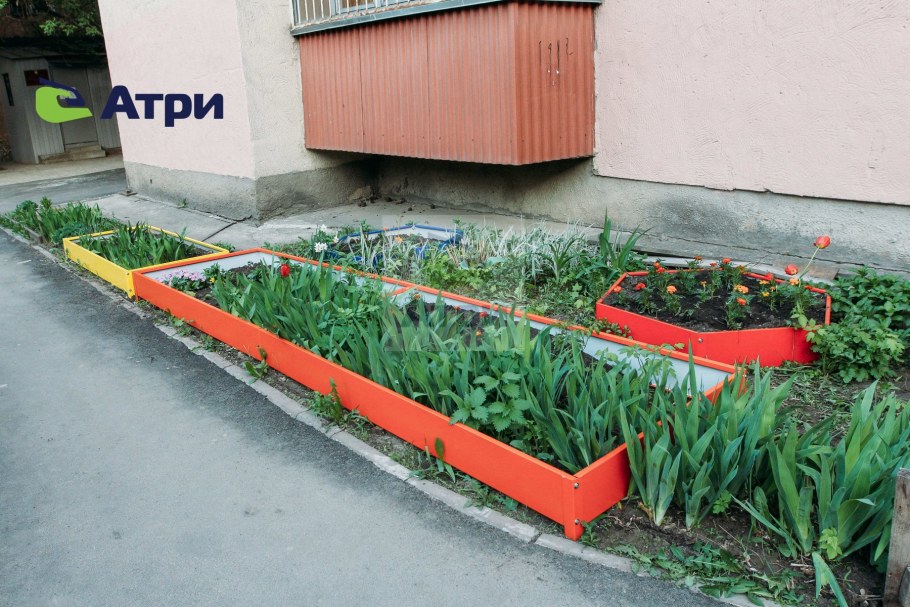 Клумба из листового металла