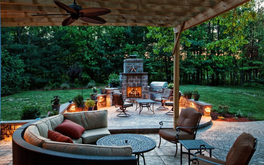 Задний двор