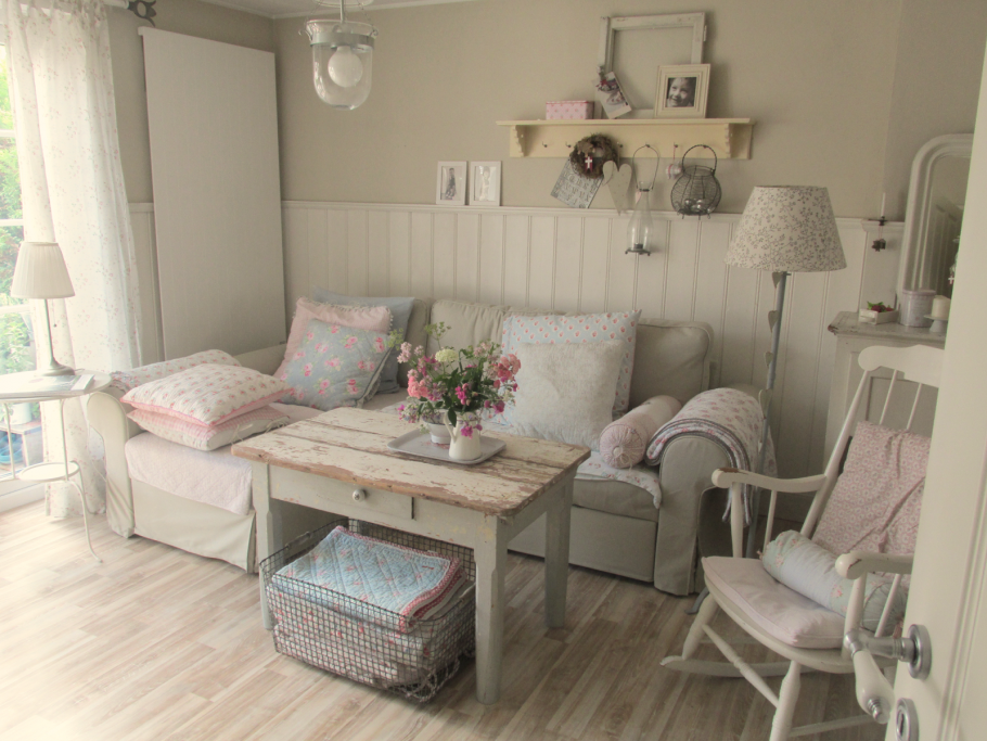 Диван шебби Шик икеа