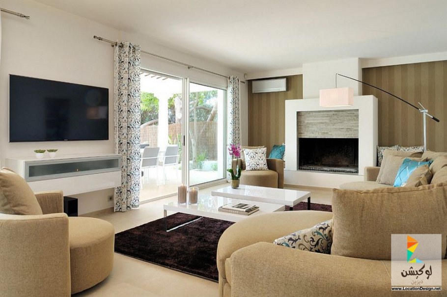 Камин в интерьере гостиной