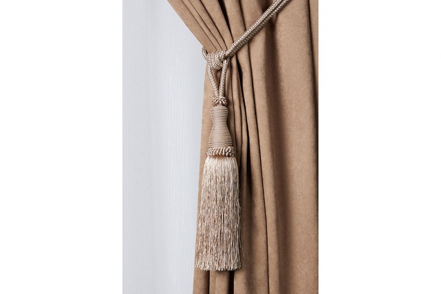 Держатели для занавесок