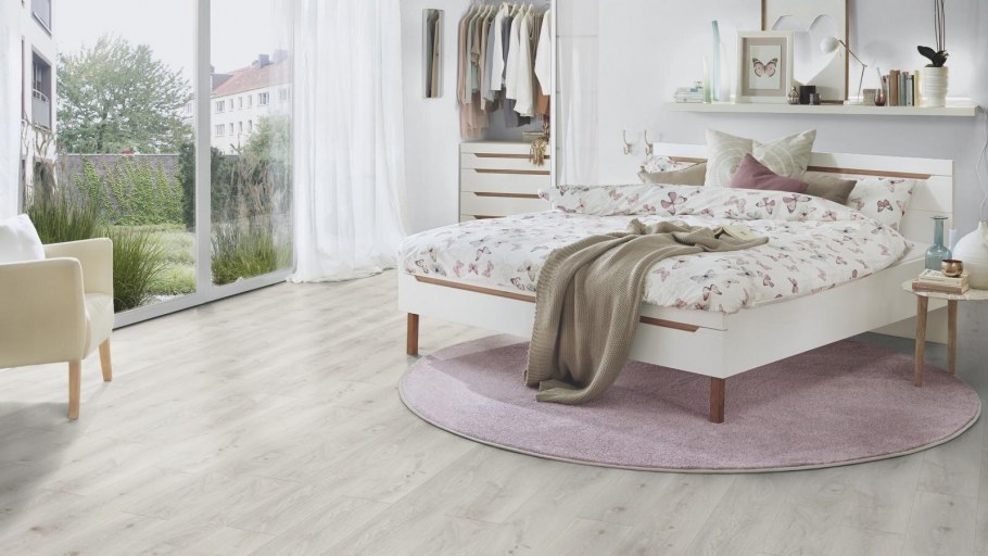 Kronotex Exquisit d4707 Милки Пайн серый