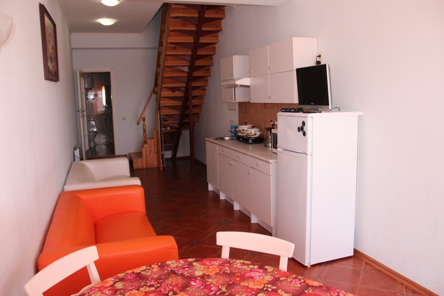 Коктебель пляж белый Грифон