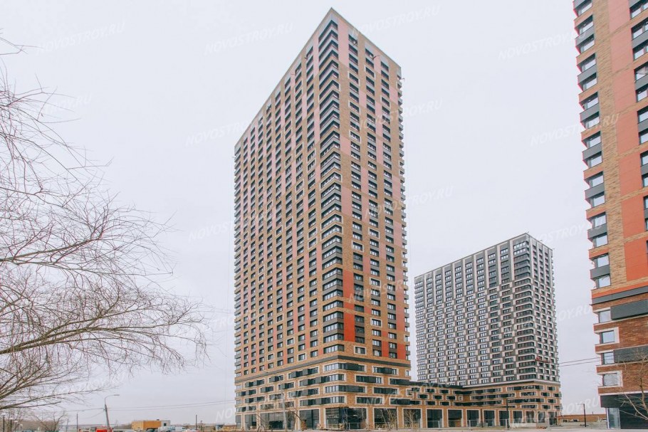 Level Амурская фасады