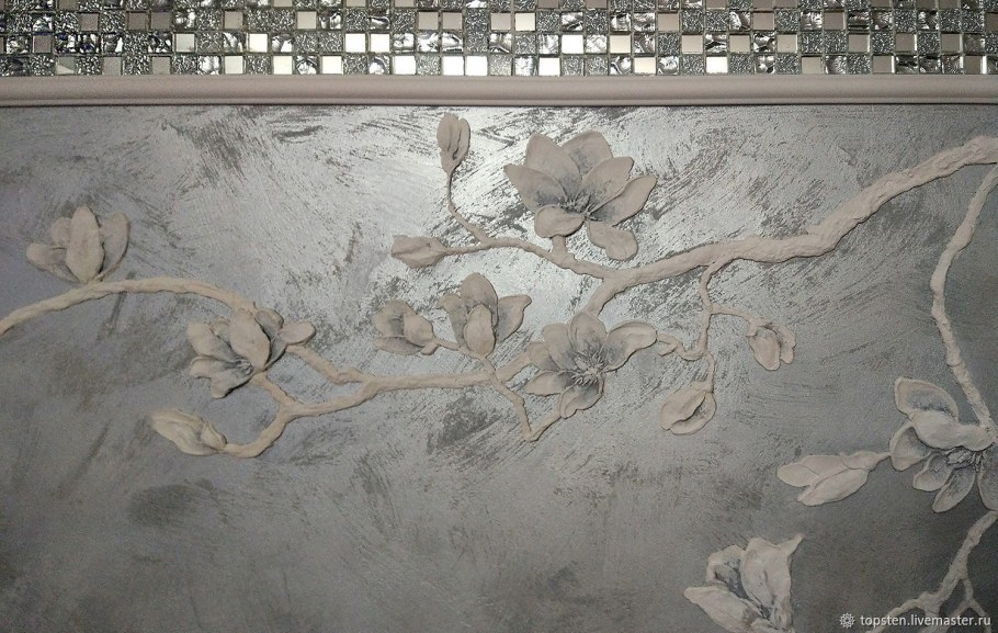 Ирина Солецкова барельеф