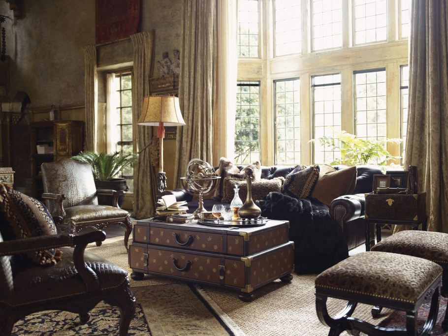 Колониальный стиль Тони Джонса