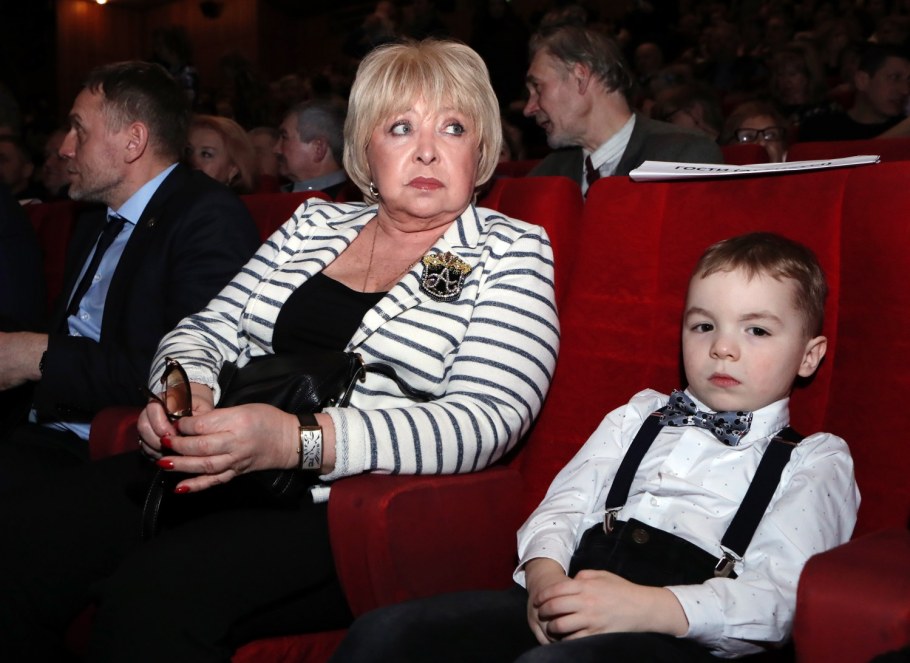 Кресло в гостиную Анна