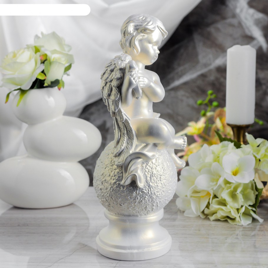 Статуэтки для интерьера