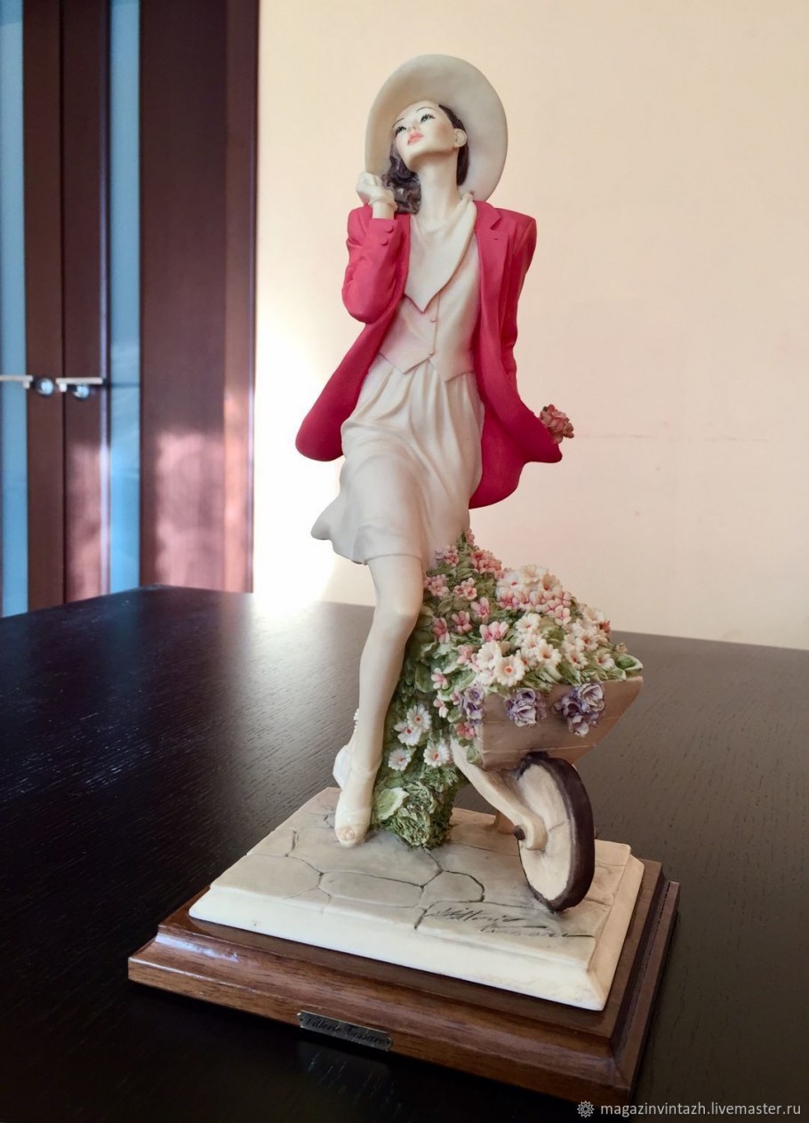 Capodimonte, Каподимонте , статуэтка