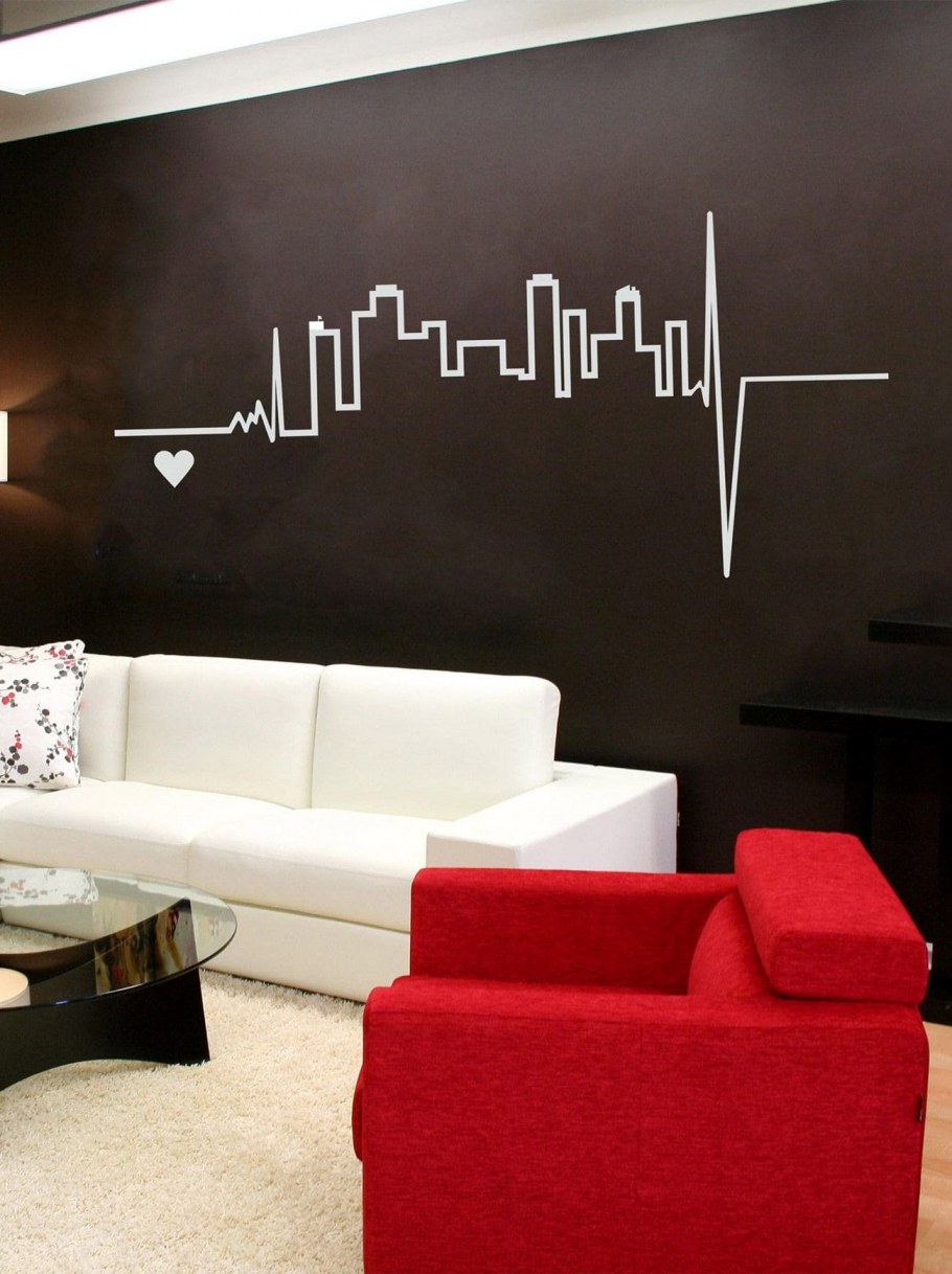 Линии на стене в интерьере