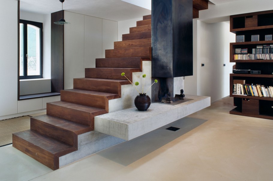 Бетонная лестница в интерьере