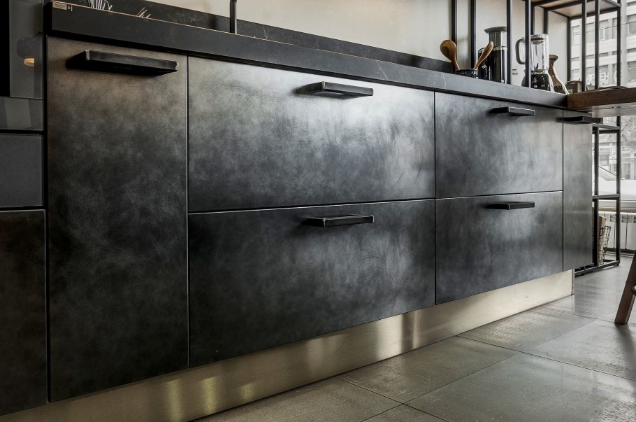 Джулия Новарс Индастриал