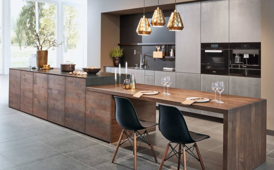 Кухня с металлическими фасадами