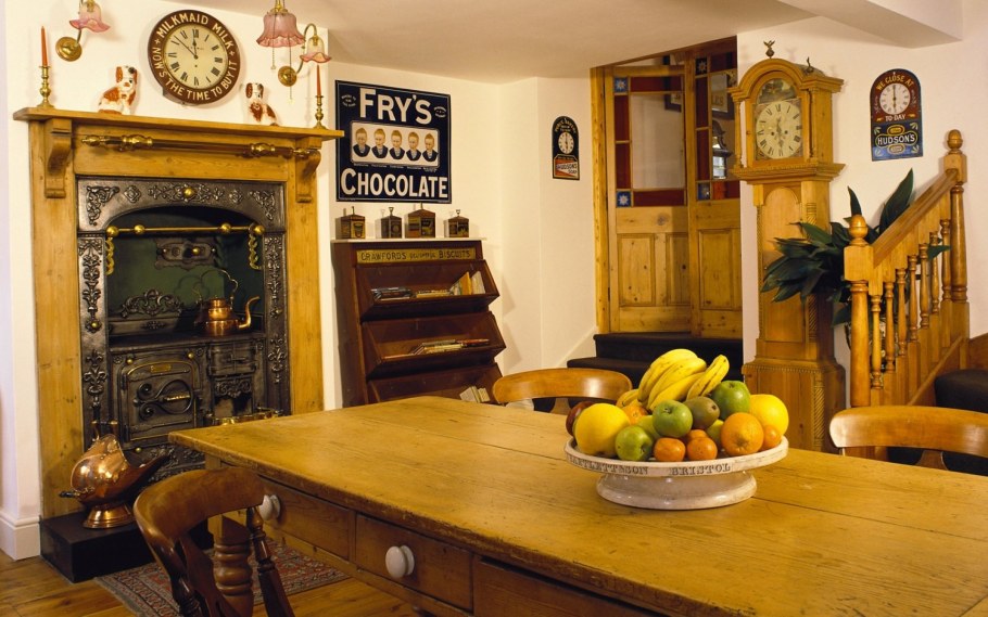 Старинная столовая