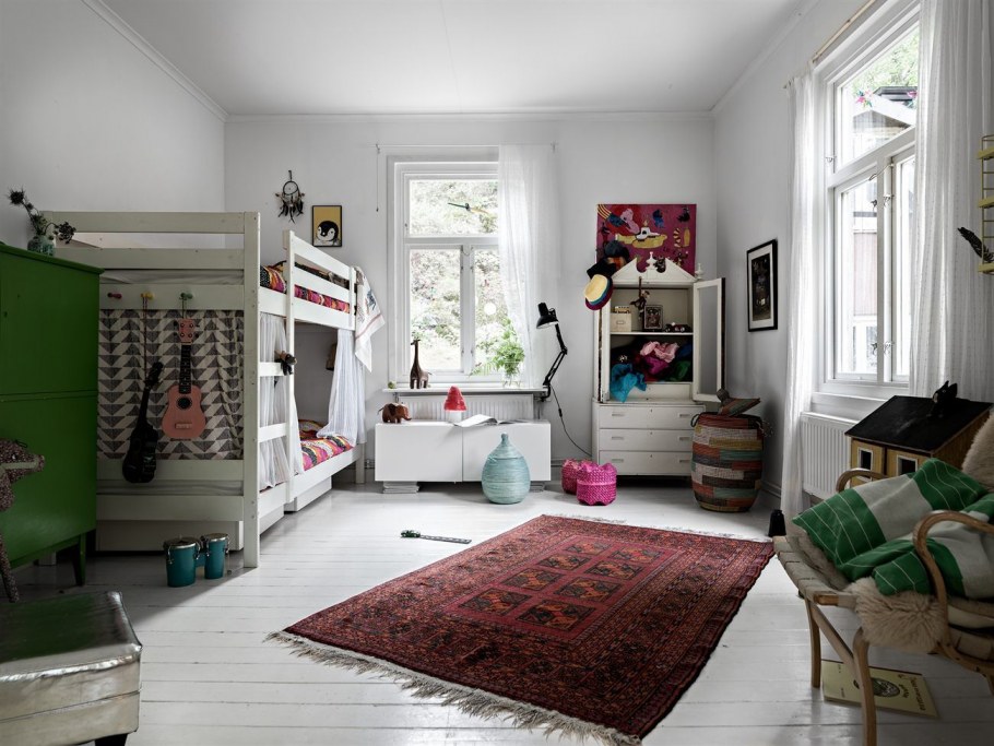 Темный интерьер в стиле бохо