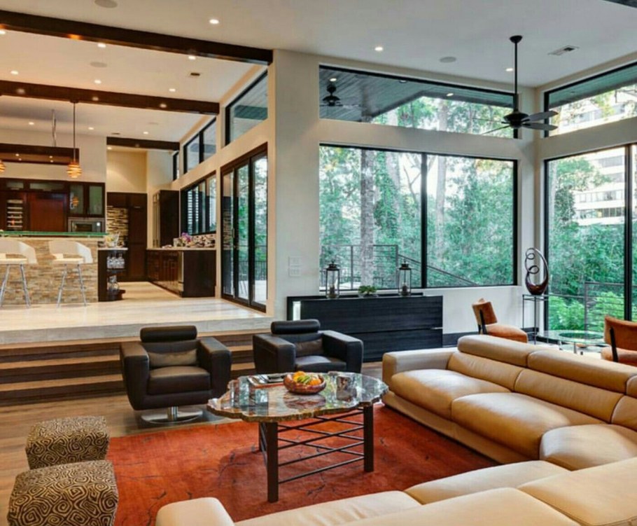 Утопленная гостиная