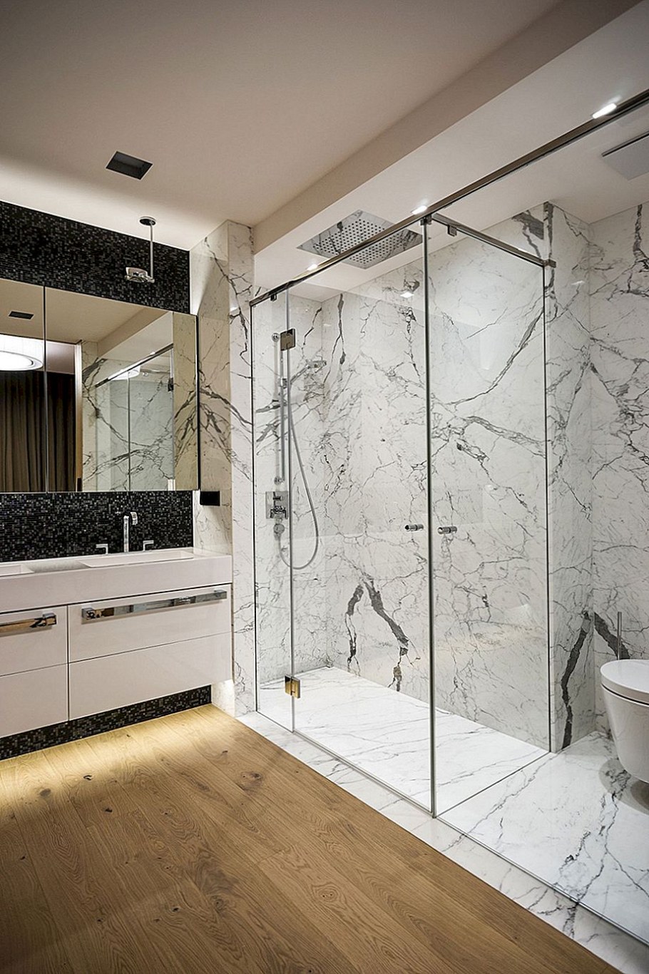 Модные душевые комнаты