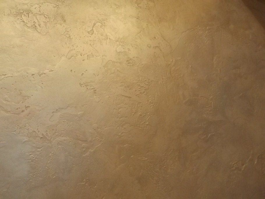 Венецианская штукатурка короед шоколадно золотистый