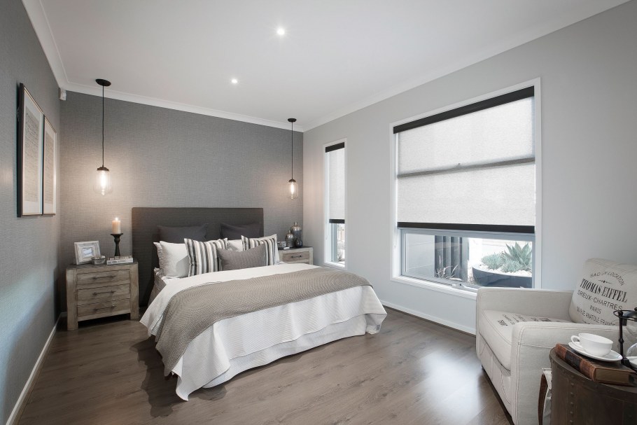 Мужская спальня в светлых тонах