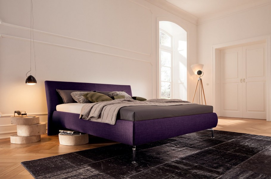 Спальня в сиреневых тонах
