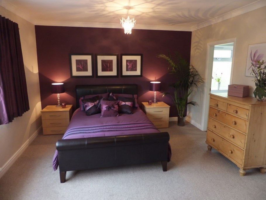 Спальня в сливовом цвете