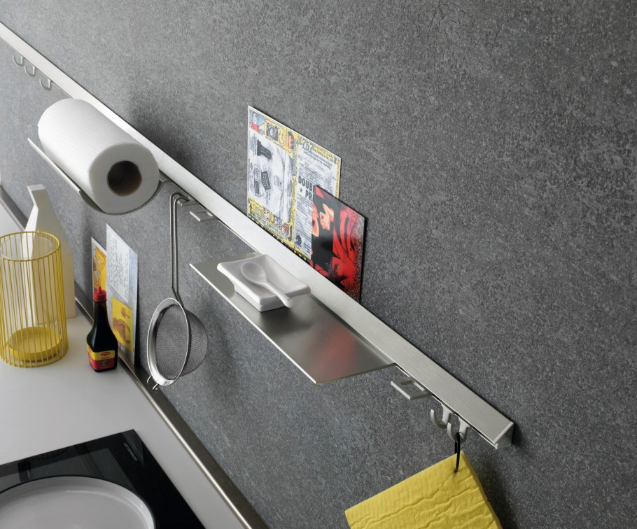 Организация на угловой столешнице