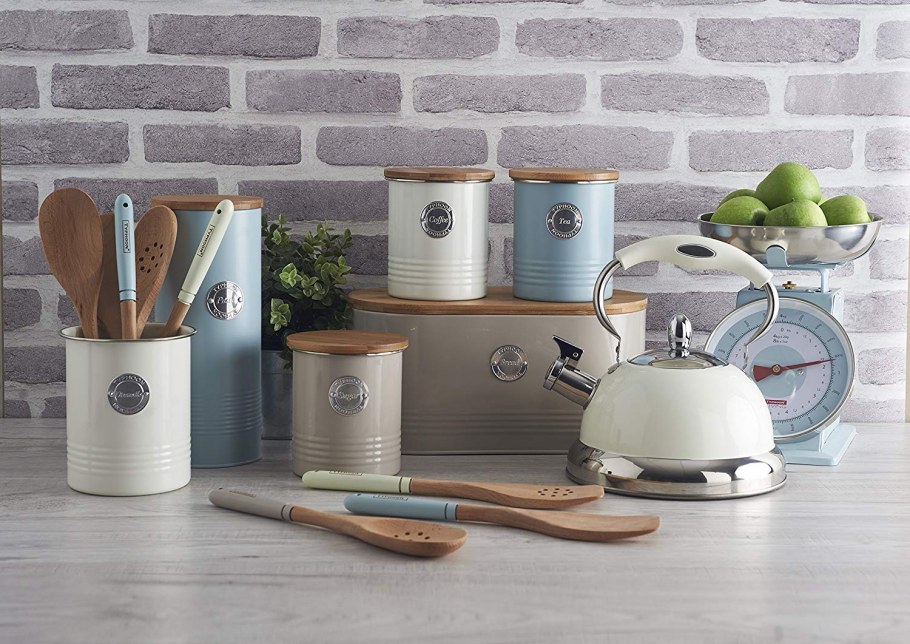 Хлебница Living Typhoon белая