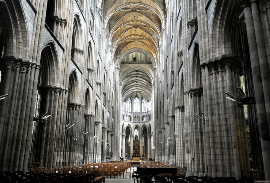 Руан Франция собор изнутри