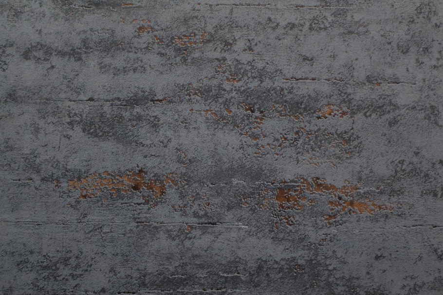 Текст на бетоне