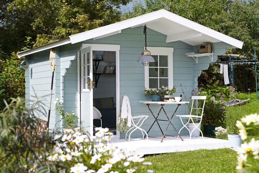 Летний дачный домик