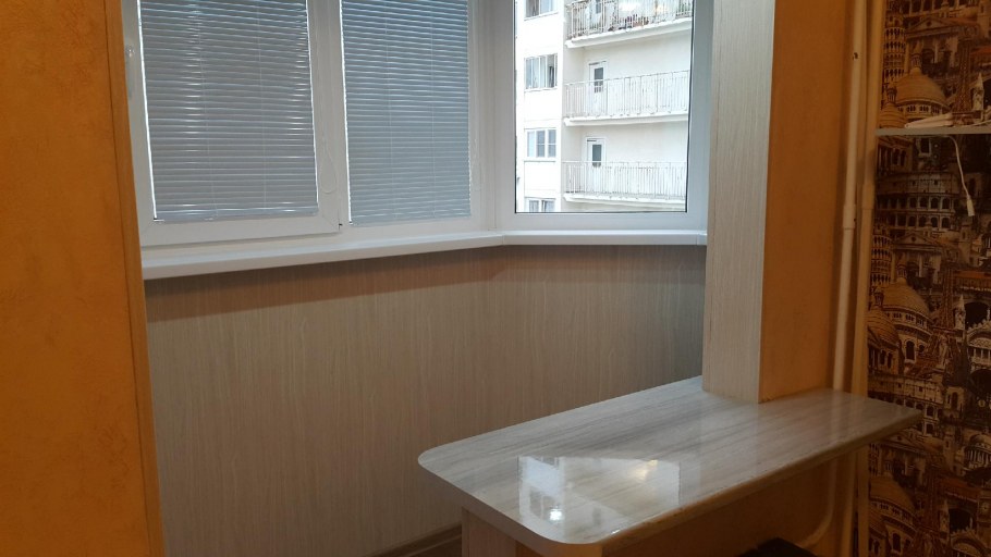 Столешница для балконного проема