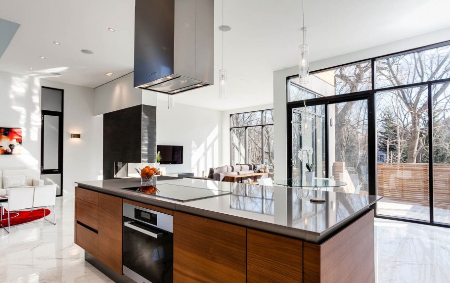 Интерьеры домов в стиле хайтек