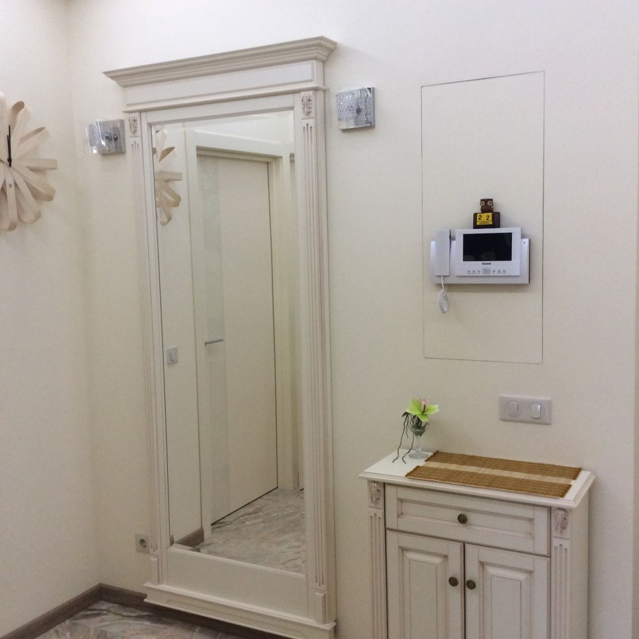 Шкафчик для счетчика в прихожую