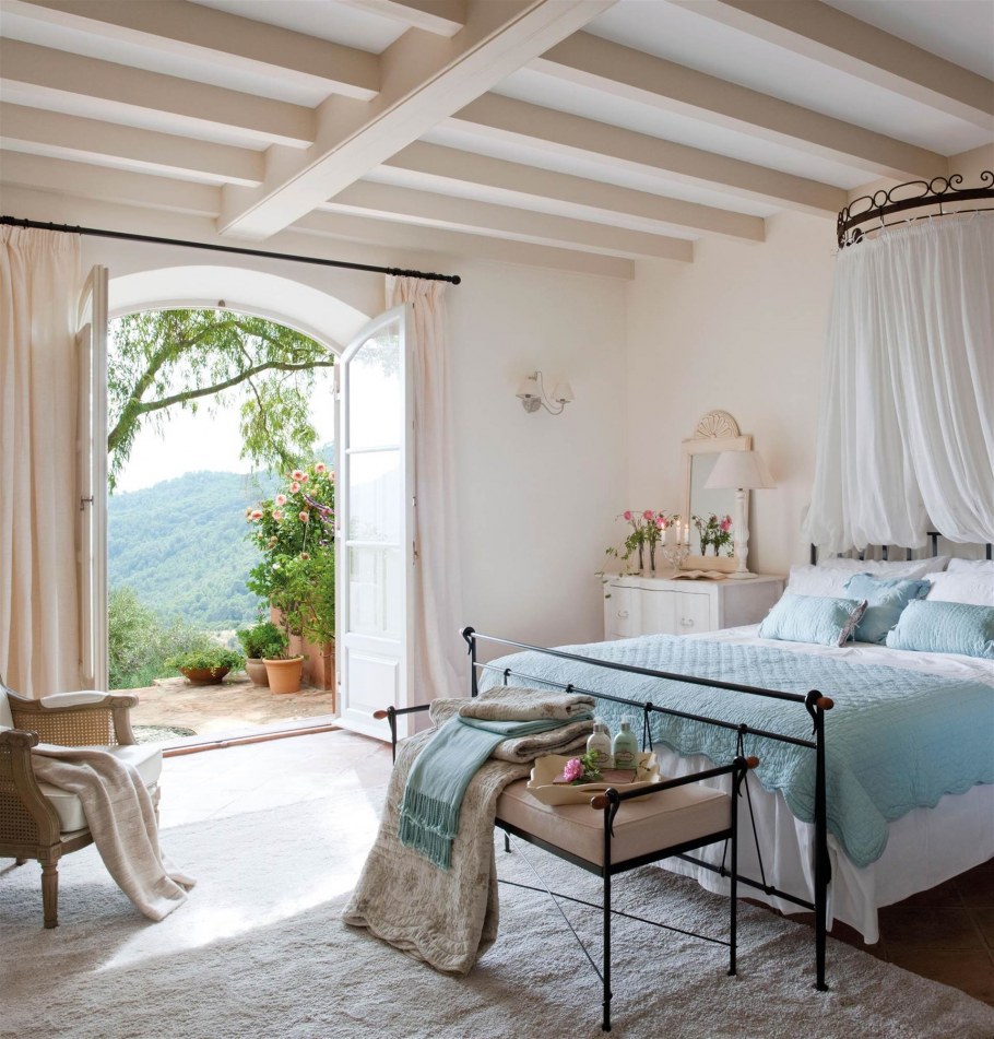 Интерьер в средиземноморском стиле