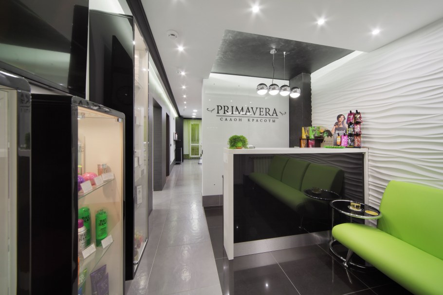 Салон красоты в серо зеленых тонах