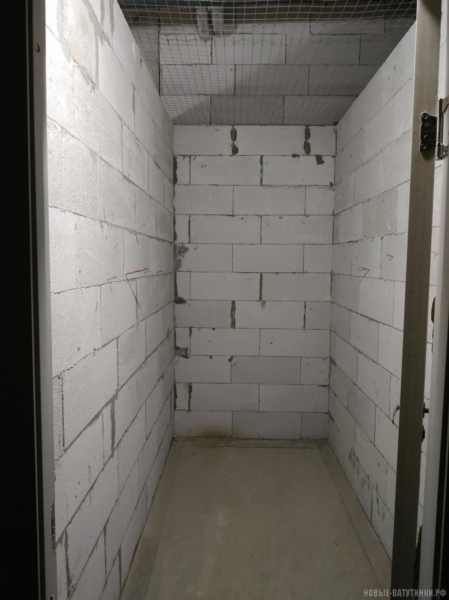 Продается кладовка Новогорск парк