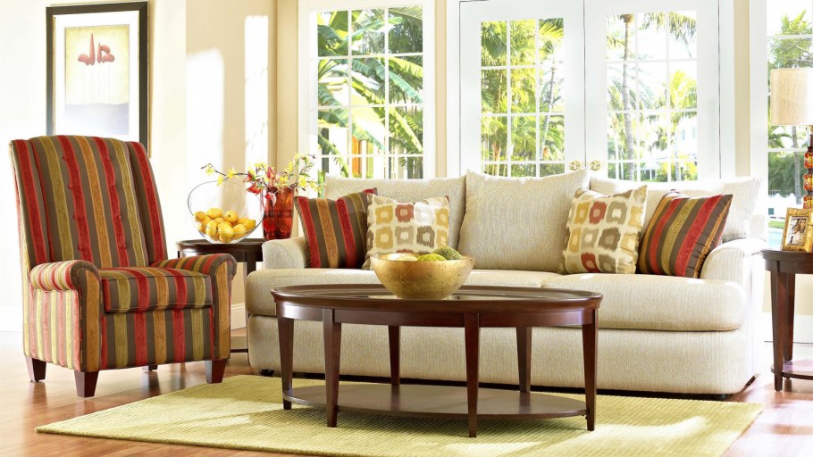 Сочетание дивана и кресла