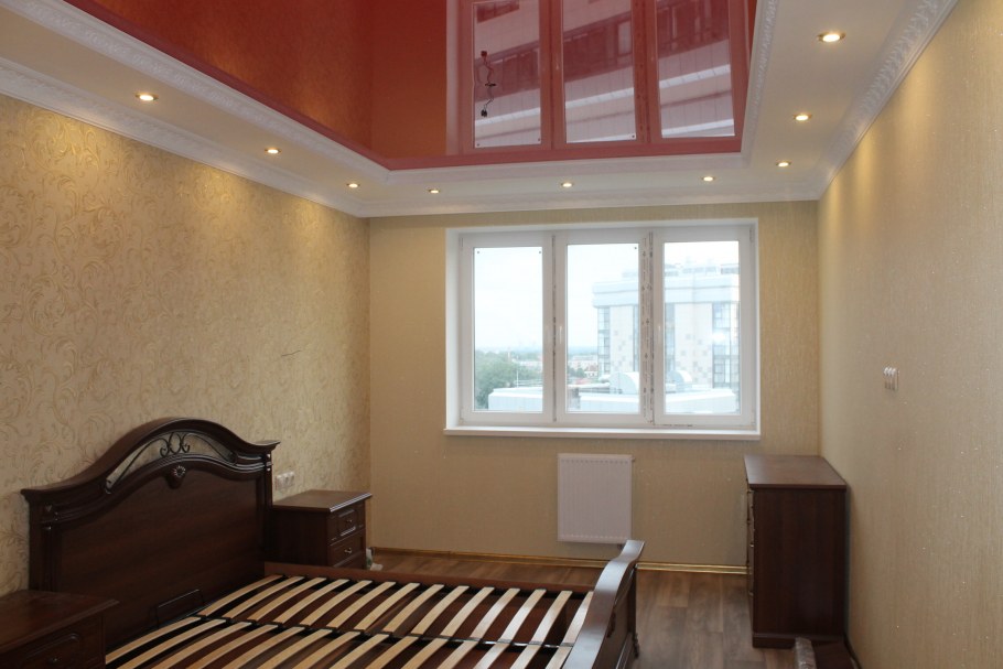 Натяжной потолок в зал 20кв