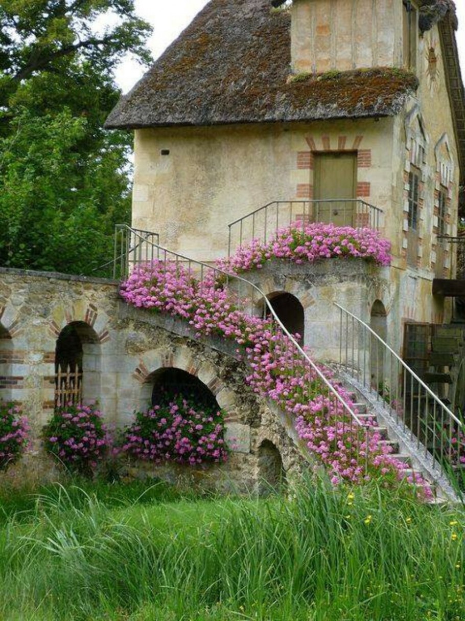 Архитектура в стиле Прованс деревенский Романтизм