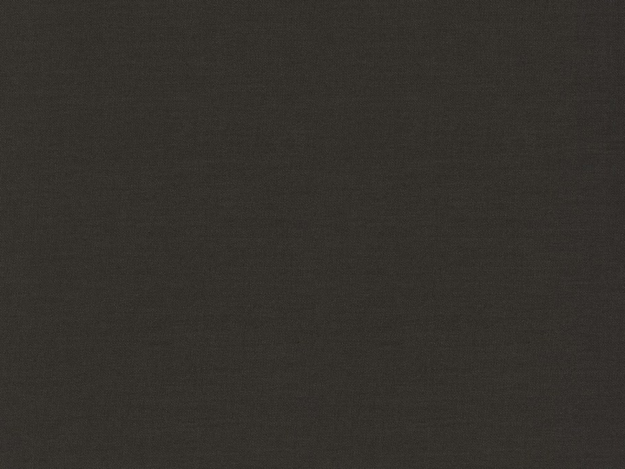 Черные окна