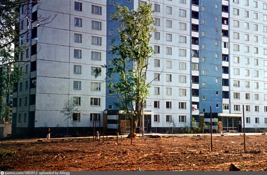 Улица Абрамцевская 10 дом