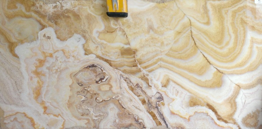 Onyx камень слэб